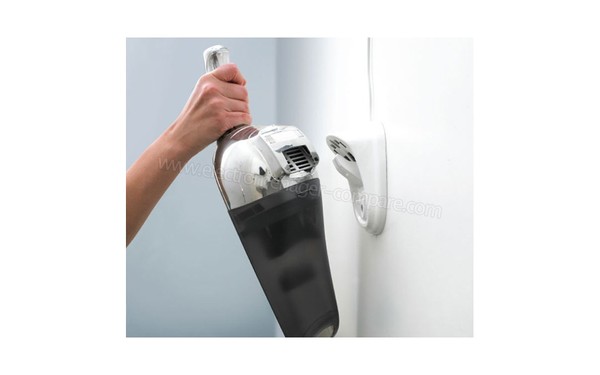 BLACK & DECKER NV4820CN Dustbuster 4.8V - Vue avec support mural