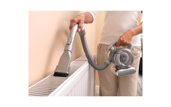 BLACK & DECKER PD1820LF Dustbuster Flexi 18V - Vue sur la brosse rigide