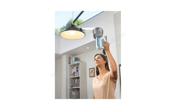 BLACK & DECKER PV1020L Dustbuster Pivot 10.8V - Vue de profil avec le nez pivotant