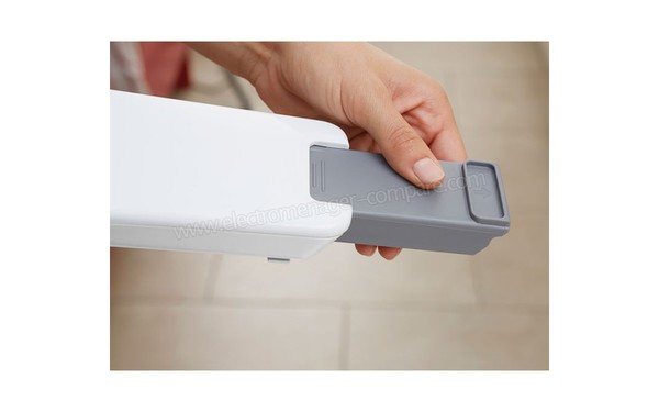 BLACK & DECKER PV1020L Dustbuster Pivot 10.8V - Suceur int&eacute;gr&eacute;