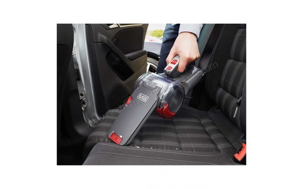 BLACK & DECKER PV1200AV - Vue 3/4 droite en utilisation