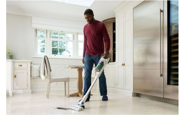 BLACK & DECKER REVSV18D1-QW - Mise en situation