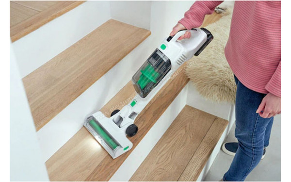 BLACK & DECKER REVSV18D1-QW - Mise en situation