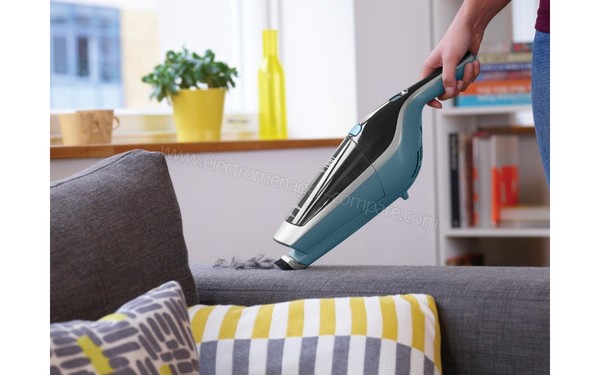 BLACK & DECKER SVA420B - En mode &agrave; main avec brosse
