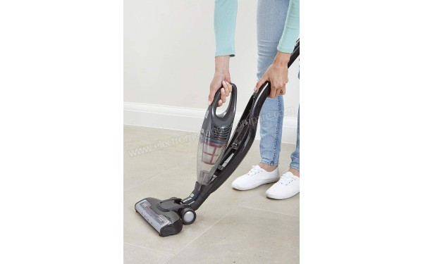 BLACK & DECKER SVB620JW - Mise en situation