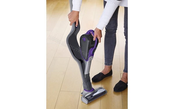 BLACK & DECKER SVJ520BFSP - Extraction de l'aspirette