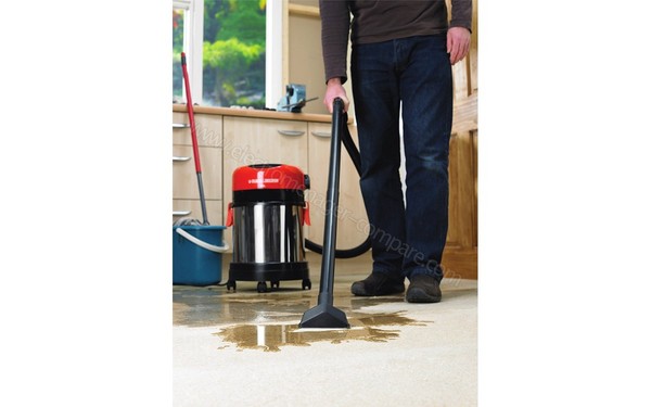 BLACK & DECKER WBV1405P - En utilisation sur sol humide