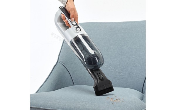 BOSCH BBH32551 - Vue de l'aspirateur &agrave; main avec brosse 1