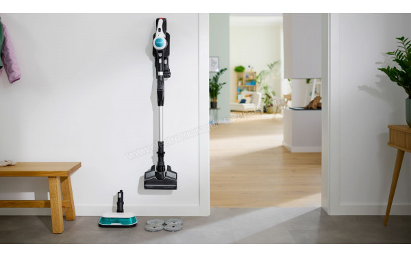BOSCH BCS71HYG1 - Vue sur la station murale de chargement