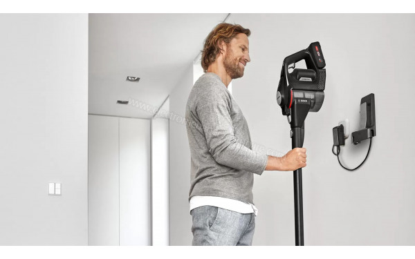 BOSCH BCS82MAT14 - Base murale de chargement