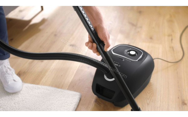 BOSCH BGB41BA1 - Mise en situation