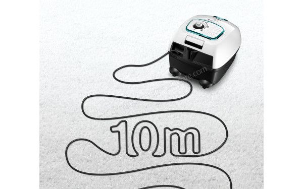 BOSCH BGBS4HYG1 - Vue du c&acirc;ble d'alimentation