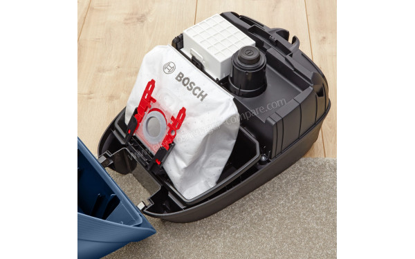 BOSCH BGL6XSIL3 - Vue du sac &agrave; poussi&egrave;re
