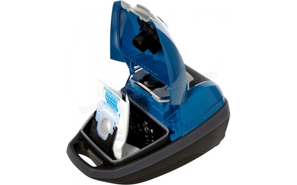 BOSCH BGL8330 - Vue de l'int&eacute;rieur (cr&eacute;dit : Boulanger)