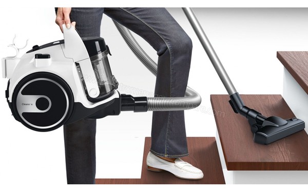 BOSCH BGS05A222 - Vue de la poign&eacute;e de transport