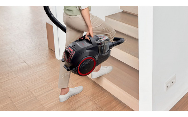 BOSCH BGS21POW2 - Mise en situation