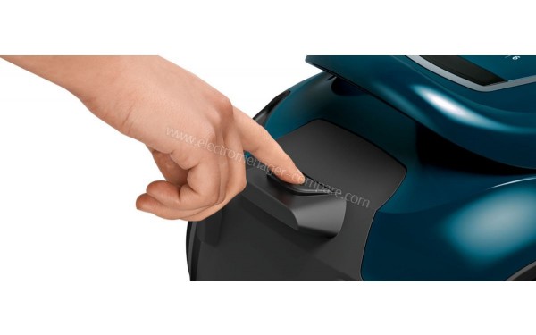 BOSCH BGS41FAM - Vue du syst&egrave;me d'ouverture du capot