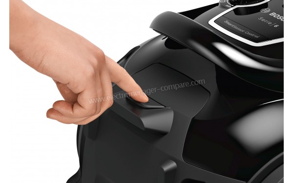 BOSCH BGS41SIL66 - Vue du syst&egrave;me d'ouverture du capot