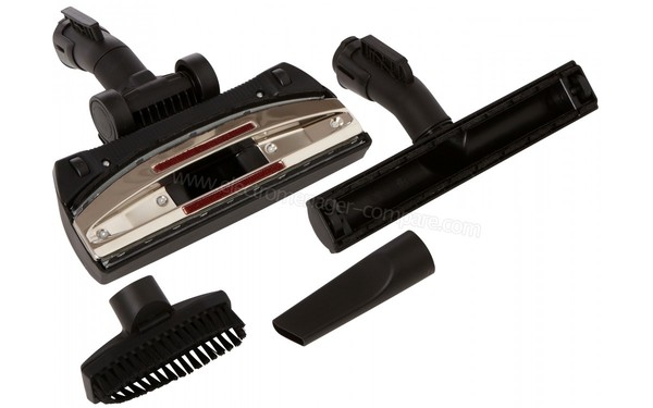BOSCH BGS5SIL66A - Brosses et suceurs vue du dessous (cr&eacute;dit : Boulanger)
