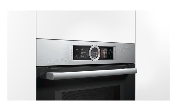 BOSCH CMG636BS1 - Vue 3/4 droite sur la poign&eacute;e et le bandeau de commandes