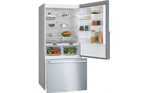 BOSCH KGB86XIEP - Vue de l'int&eacute;rieur partie r&eacute;frig&eacute;rateur