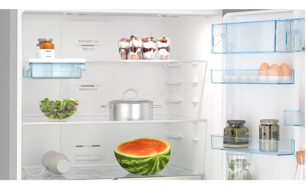 BOSCH KGB86XIEP - Vue de l'int&eacute;rieur partie r&eacute;frig&eacute;rateur