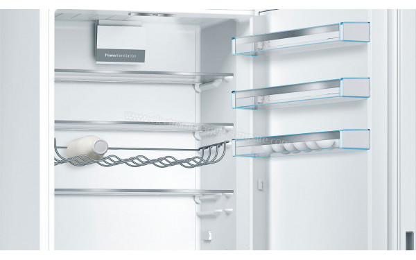BOSCH KGE49VW4A - Vue de l'int&eacute;rieur partie r&eacute;frig&eacute;rateur