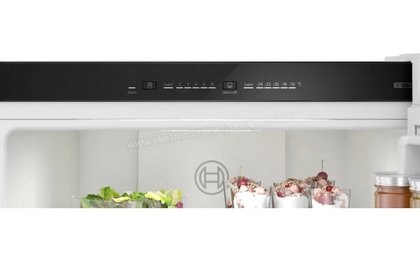 BOSCH KGN33NWDA - Panneau de commandes