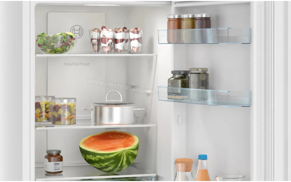 BOSCH KGN33NWDA - Vue de l'int&eacute;rieur partie r&eacute;frig&eacute;rateur