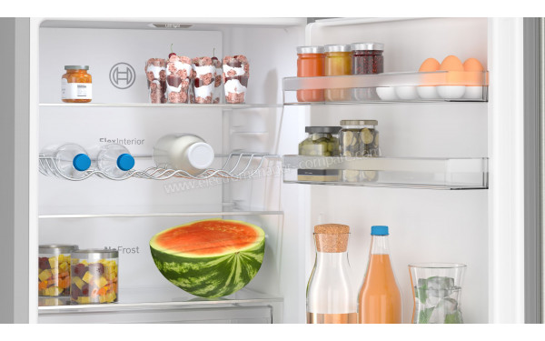 BOSCH KGN367ICT - Vue de l'int&eacute;rieur partie r&eacute;frig&eacute;rateur