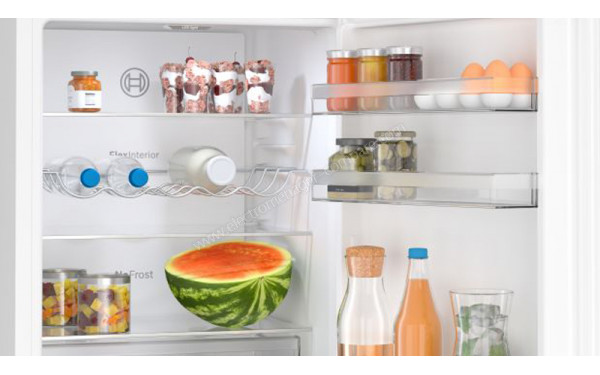 BOSCH KGN36VWDT - Vue de l'int&eacute;rieur partie r&eacute;frig&eacute;rateur