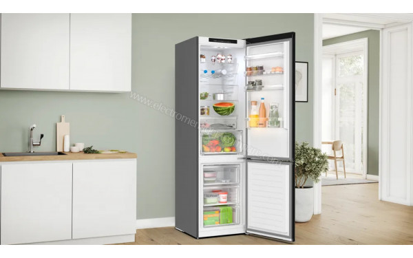 BOSCH KGN392XCF - Vue de l'int&eacute;rieur