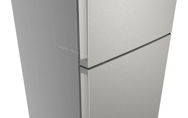 BOSCH KGN492IAF - Zoom sur les poign&eacute;es int&eacute;gr&eacute;es