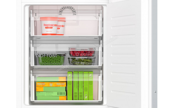 BOSCH KIN86SDD0 - Vue de l'int&eacute;rieur partie cong&eacute;lateur