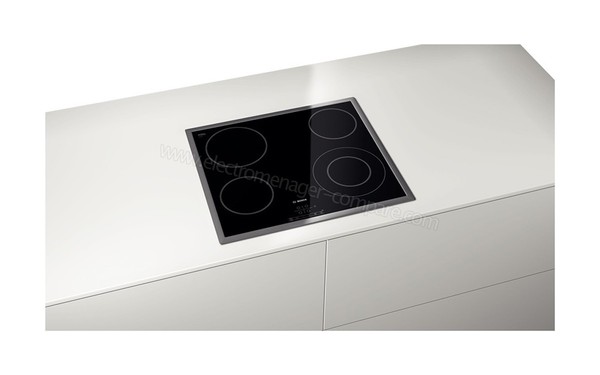 BOSCH PKF645B17E - Vue des foyers