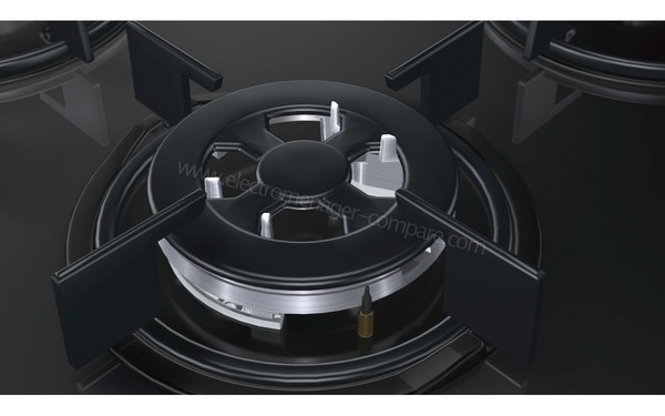 BOSCH POH6B6B10 - Zoom sur le foyer Wok