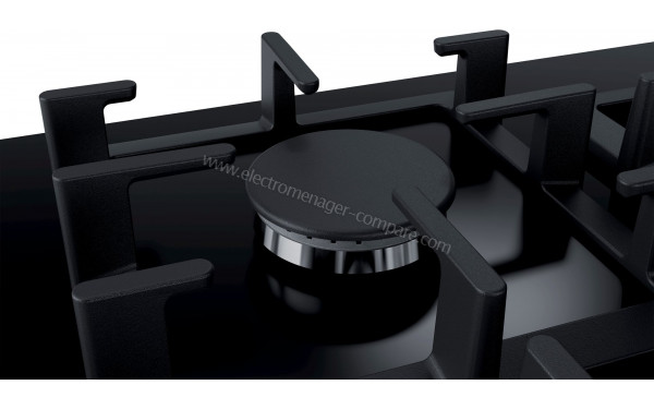 BOSCH PPS9A6B90 - Zoom sur un foyer &agrave; gaz