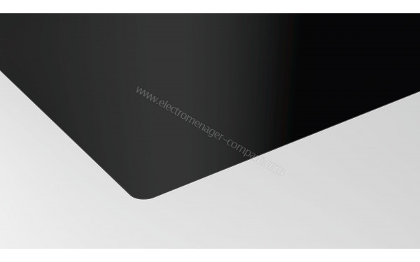 BOSCH PXE801DC1E - Zoom sur les bordures