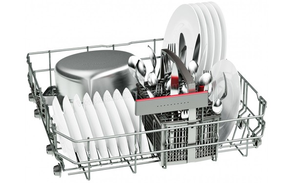 BOSCH SMI46IB03E - Vue du panier inf&eacute;rieur