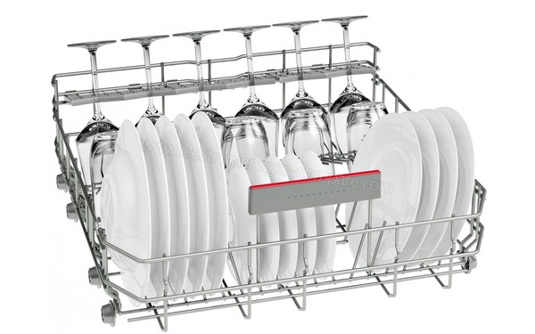 BOSCH SMI46MB03E - Vue du panier inf&eacute;rieur