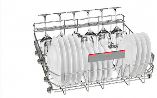 BOSCH SMI46NB03E - Vue du panier inf&eacute;rieur