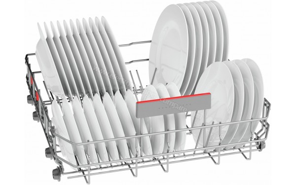 BOSCH SMI68NS07E - Vue du panier inf&eacute;rieur