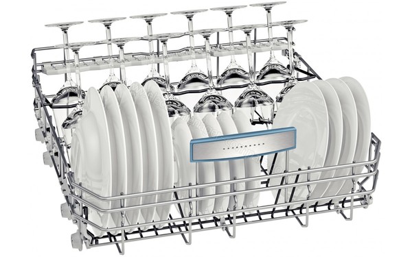 BOSCH SMI69N65EU - Vue du panier inf&eacute;rieur