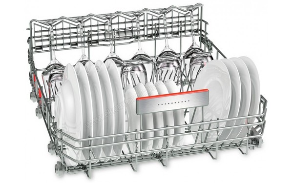 BOSCH SMI88TS46E - Vue du panier inf&eacute;rieur