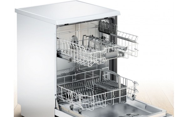 BOSCH SMS24AW05E - Vue de l'int&eacute;rieur