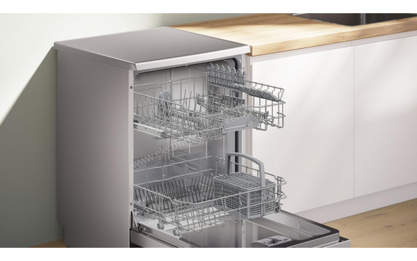BOSCH SMS26AI01F - Vue de l'int&eacute;rieur
