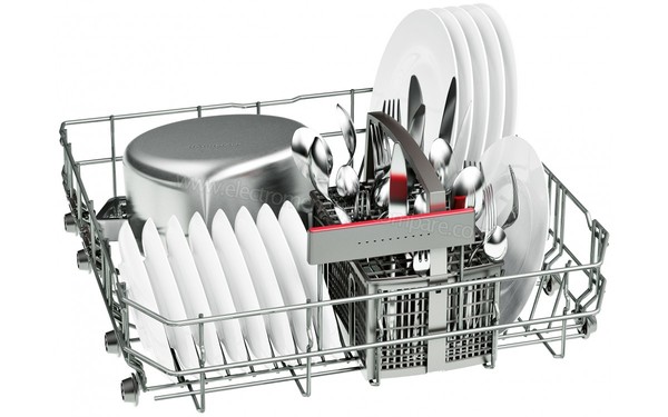 BOSCH SMS46IW13E - Vue du panier inf&eacute;rieur