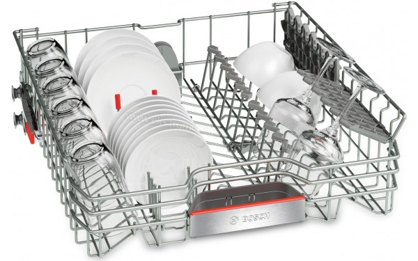 BOSCH SMS68UI02E - Vue du panier sup&eacute;rieur (cr&eacute;dit : Darty)