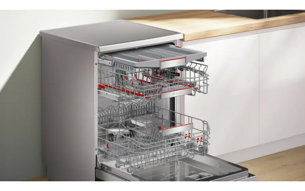 BOSCH SMS8TCI04E - Vue de l'int&eacute;rieur