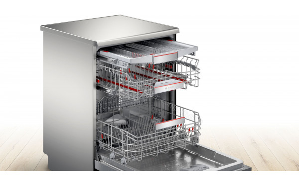 BOSCH SMS8YCI01E - Vue de l'int&eacute;rieur